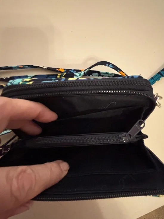 Vera Bradley Teal & Blue Floral Quilted Mini Wristlet Crossbody (Rare Find) - Picture 12 of 16